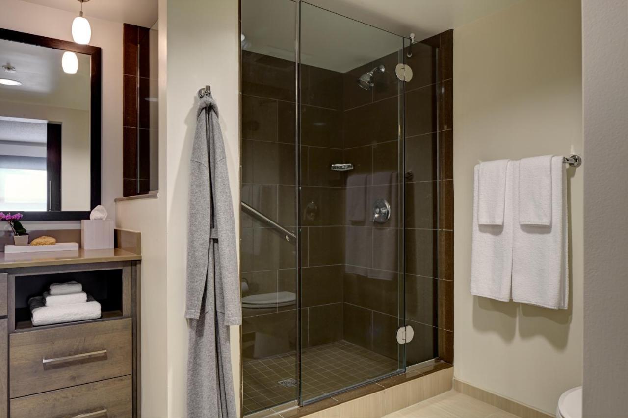 Hyatt Place Sacramento International Airport Экстерьер фото